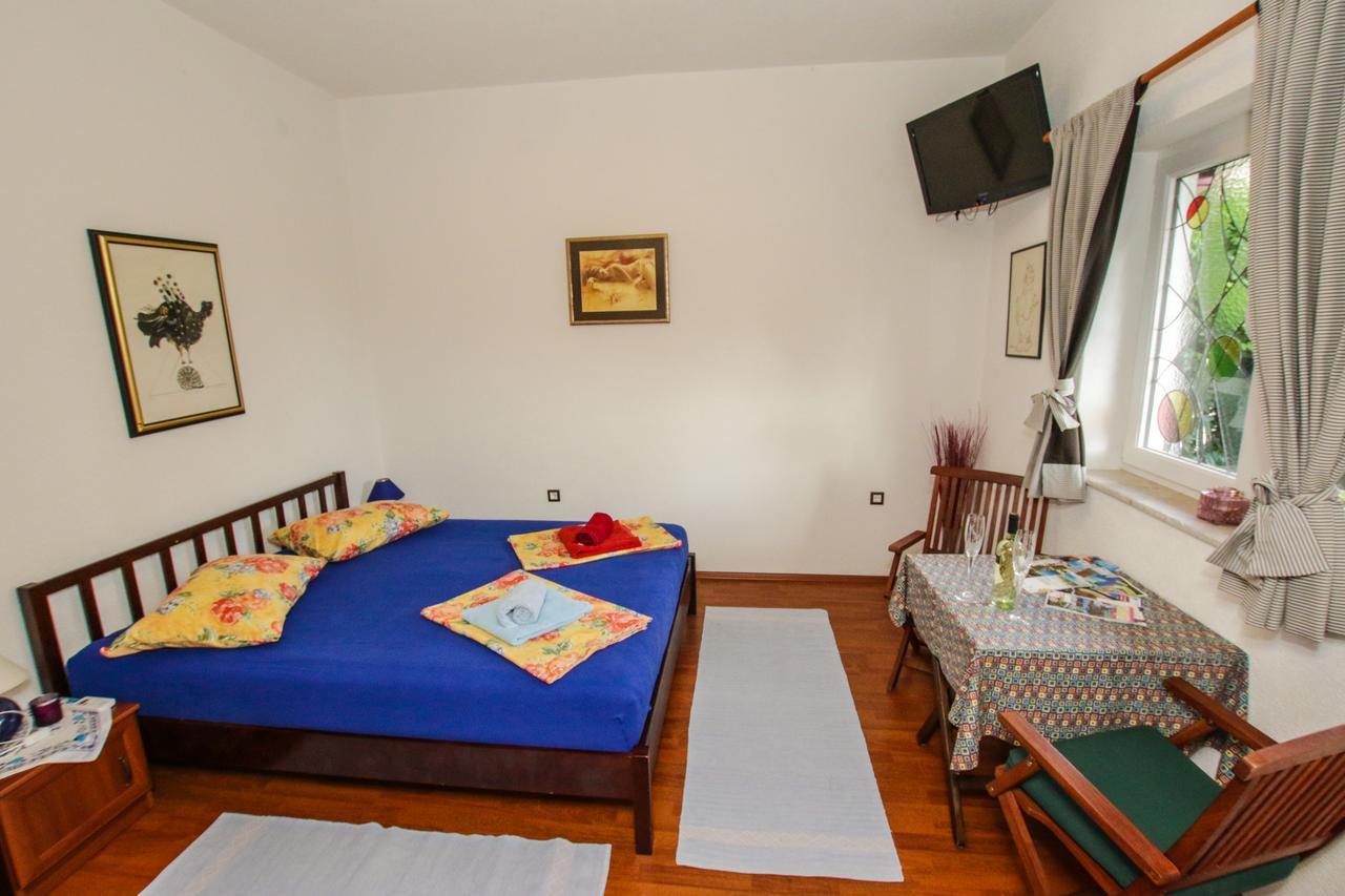 Apartments Finida Porec Exterior photo