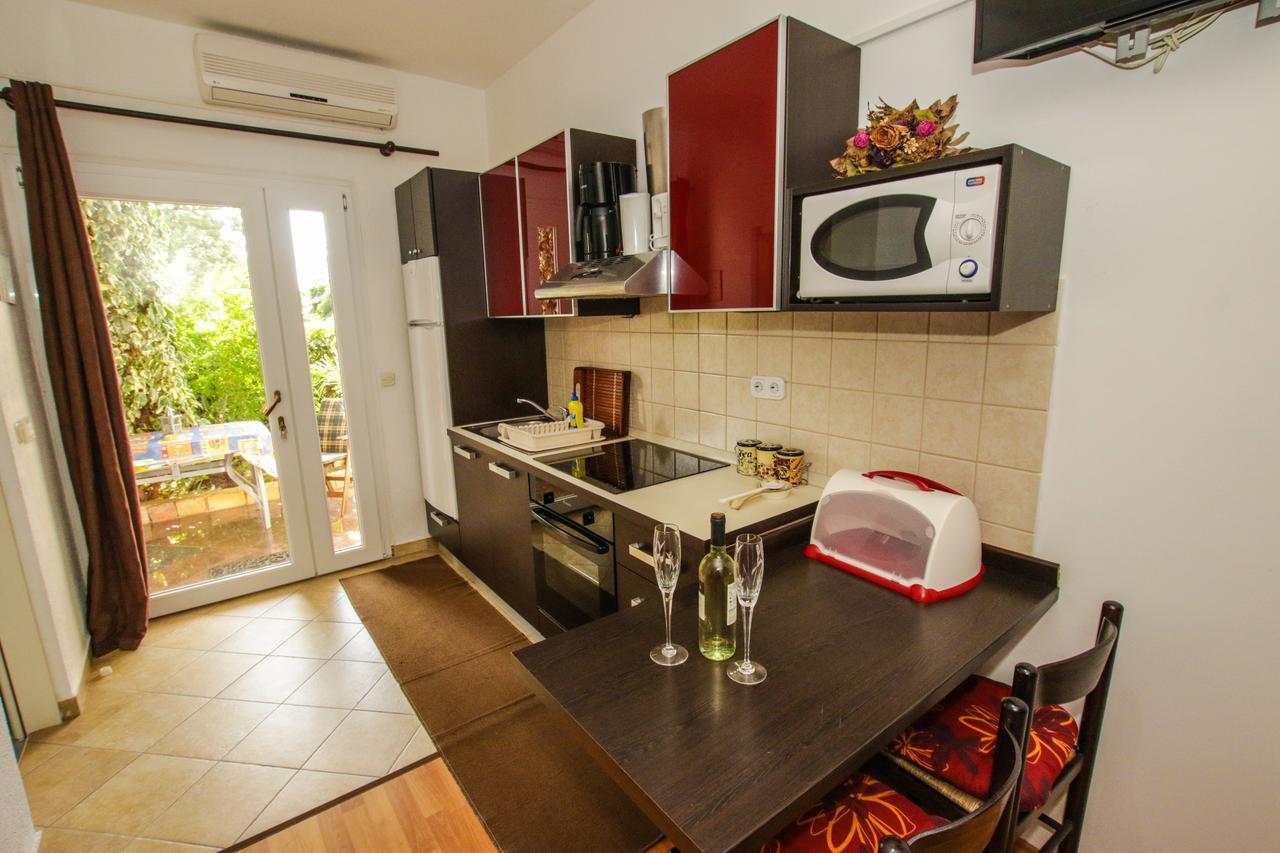 Apartments Finida Porec Exterior photo
